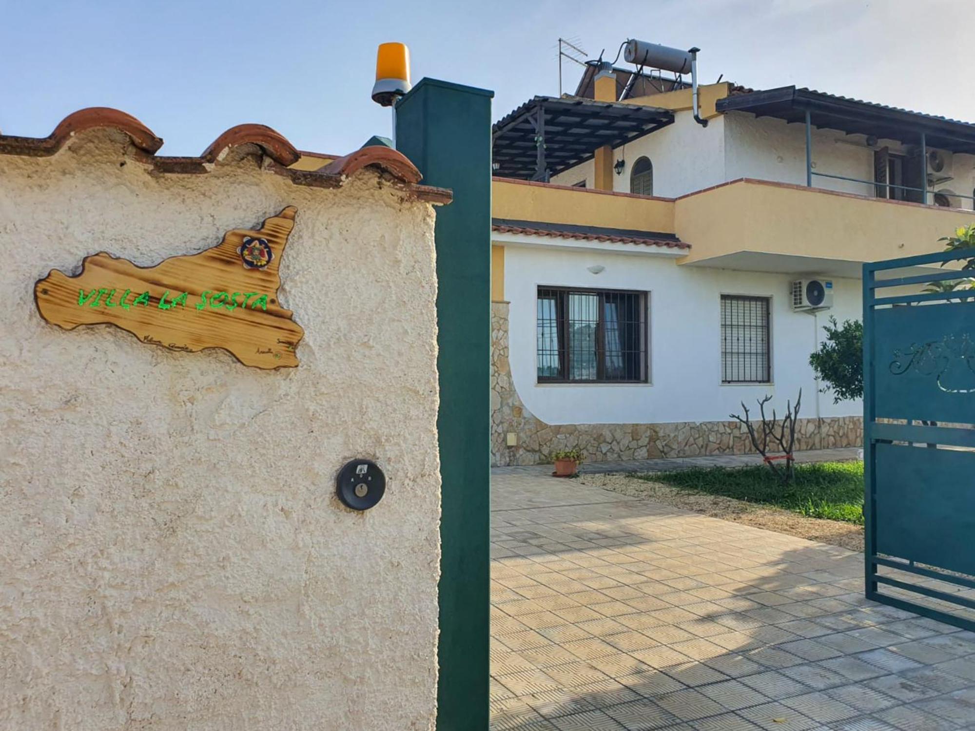 Villa La Sosta - 150M Dal Mare - Patio Privato E Areal Relax Arenella  Eksteriør billede